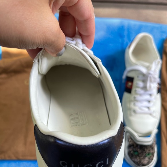 Gucci Sneakers Size 6 can also fit to 6.5 - Picture 9 of 13